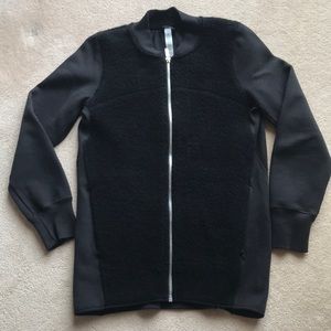 Lululemon Stand Out Sherpa Jacket